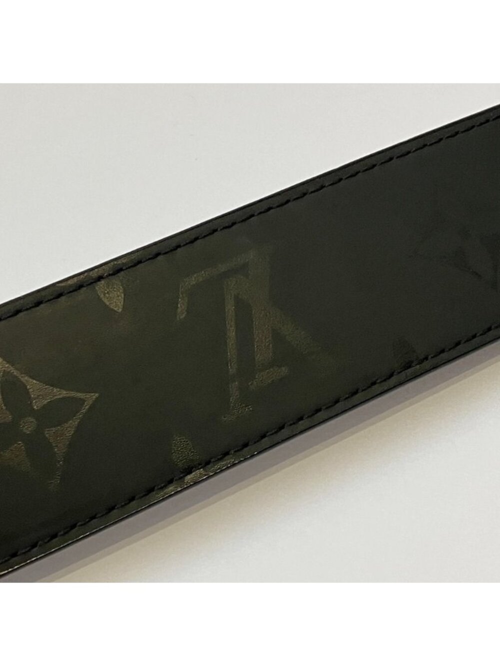 Louis Vuitton Ceinture LV Initial Pyramid Monogram Illusion Leather Belt Black - Picture 9 of 12